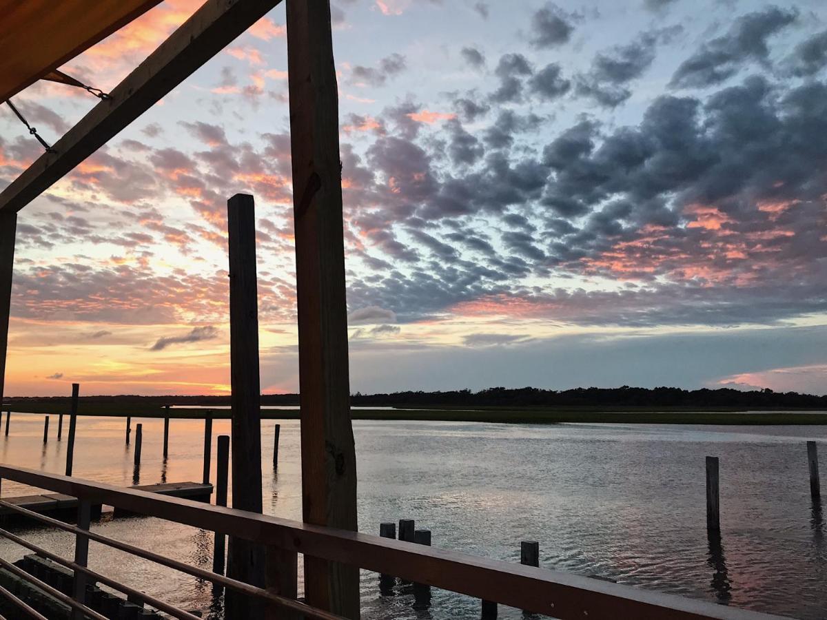 Cottage By The Sea: Pagnotto Shellback House Oak Island Exterior photo